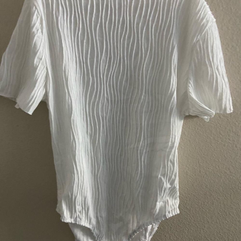 SHEIN White Textured Bodysuit